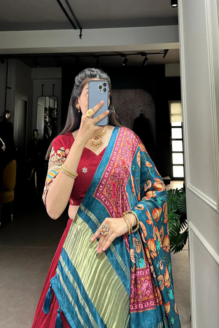 PREMIUM GEORGETTE WITH SEQUANCE AND THREAD EMBROIDERED WORK LEHENGA CHOLI WITH PURE GAJI SILK DUPATTAPFAB1104) (01)