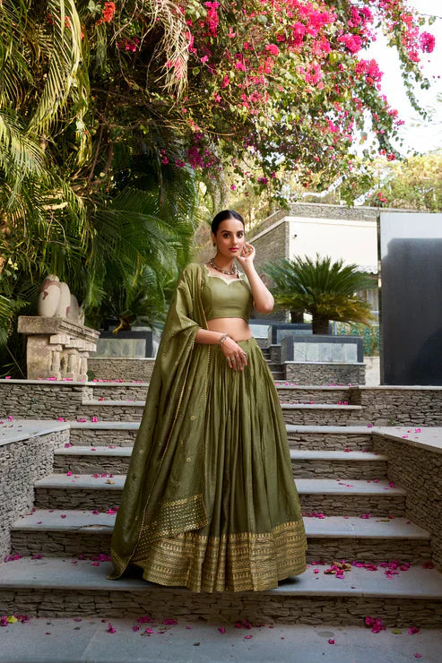 PURE CHANDERI ZARI WEAVING LEHENGA CHOLI WITH SEQUINS EMBROIDERED DUPATTAPFAB195)