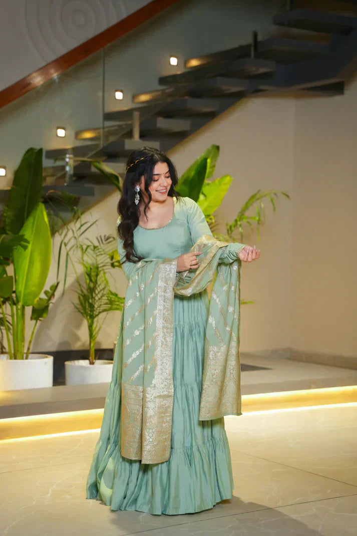 WEDDING SPECIAL MICROCRAPE GOWN WITH JAQUARD DUPATTAPFAB1111) (02)