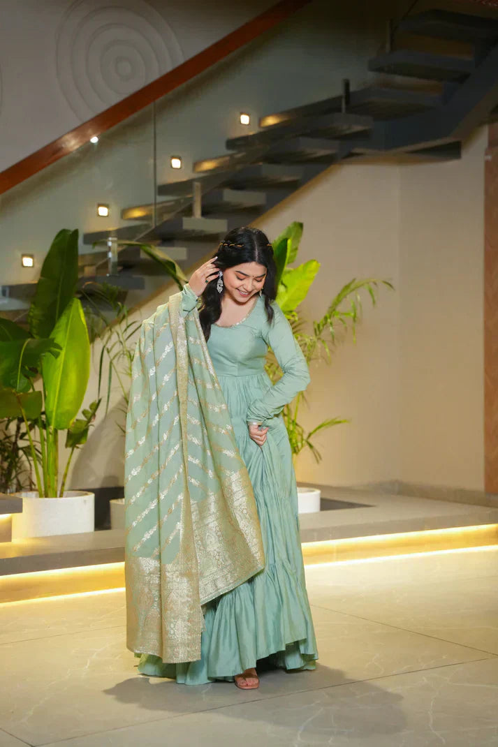 WEDDING SPECIAL MICROCRAPE GOWN WITH JAQUARD DUPATTA PFAB155)(02)