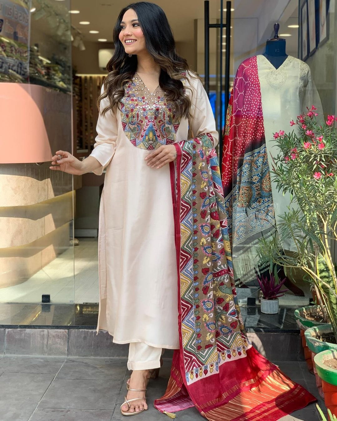 LAUNCHING EXTREMELY ELEGANT PREMIUM SILK SUIT SET WHICH IS BEAUTIFULLY DECORATED WITH ATTRACTIVE HANDWORK(PFAB121)