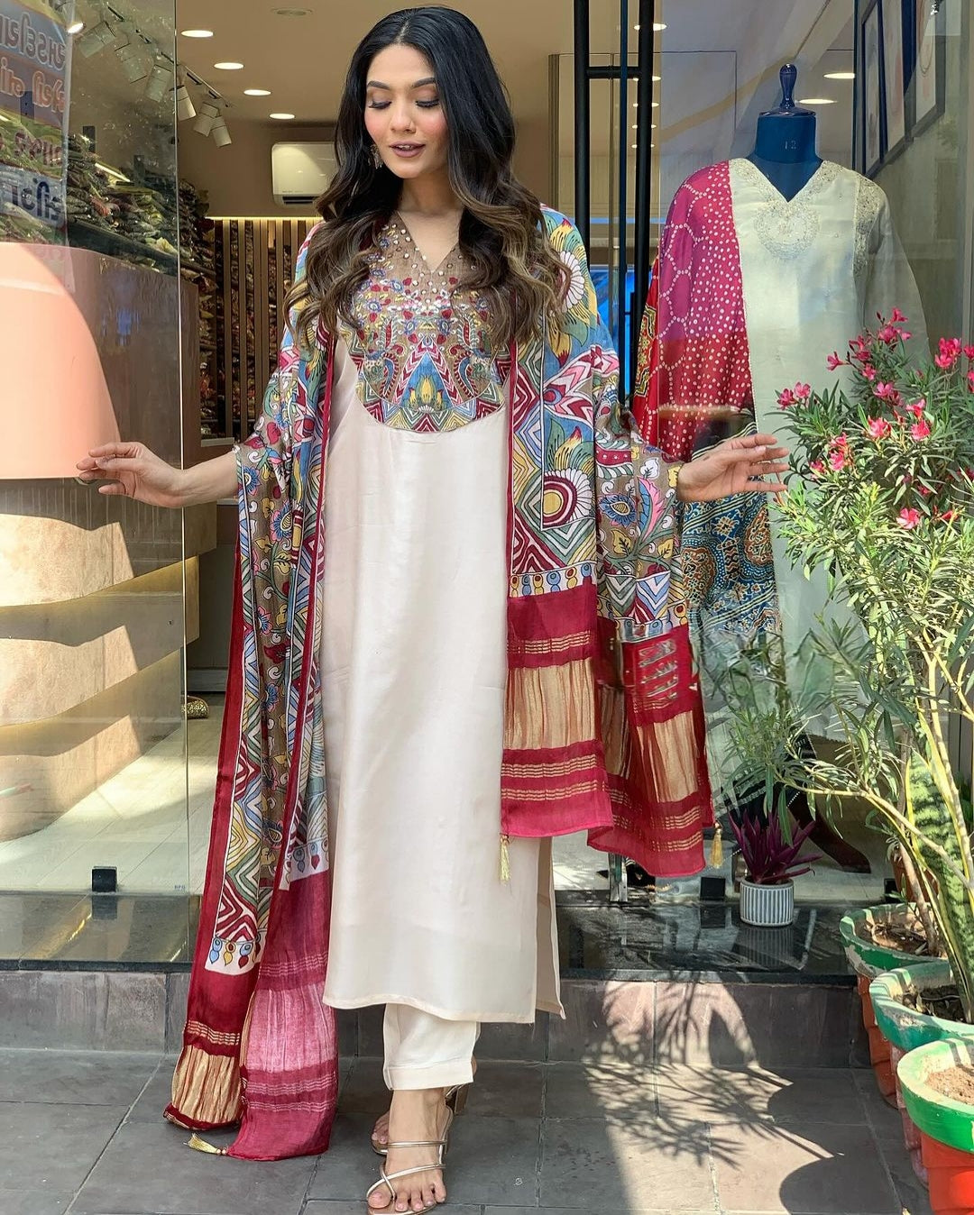 LAUNCHING EXTREMELY ELEGANT PREMIUM SILK SUIT SET WHICH IS BEAUTIFULLY DECORATED WITH ATTRACTIVE HANDWORK(PFAB121)