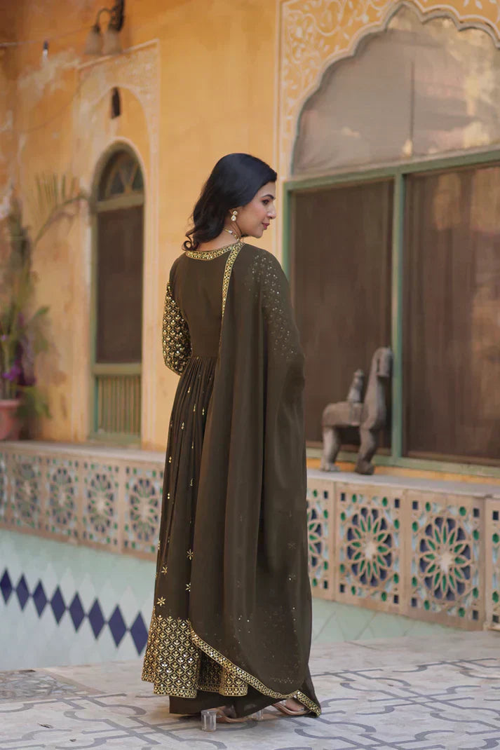 WEDDING SPECIAL FAUX GEORGETTE EMBROIDERED GOWN WITH BOTTOM AND DUPATTAPFAB1113)