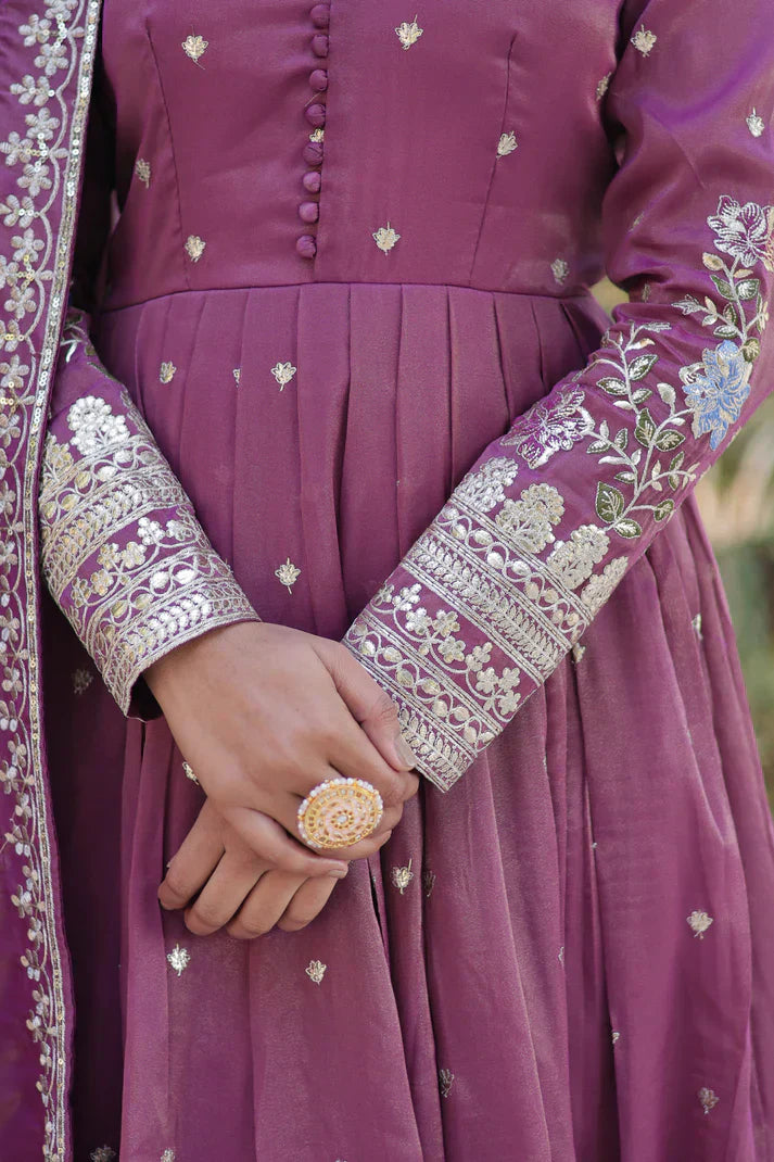 VISCOS COSMOS SEQUINS EMBROIDERED GOWN WITH DUPATTAPFAB171)