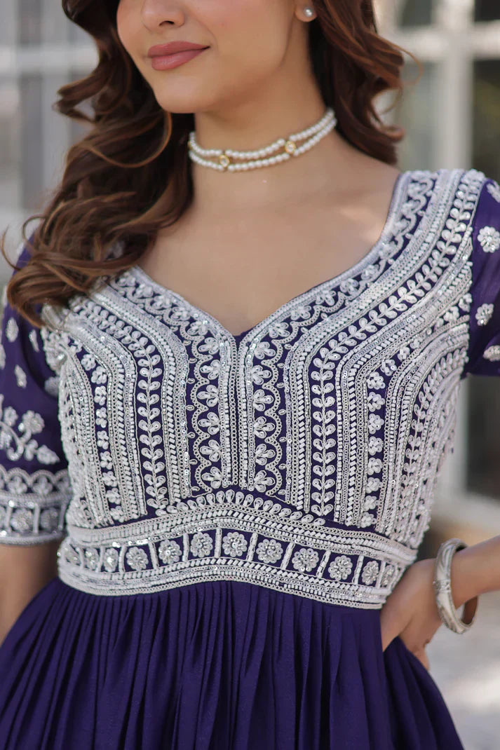 STAR GEORGETTE BEADS EMBROIDARY KURTI WITH LEHENGAPFAB187) (01)