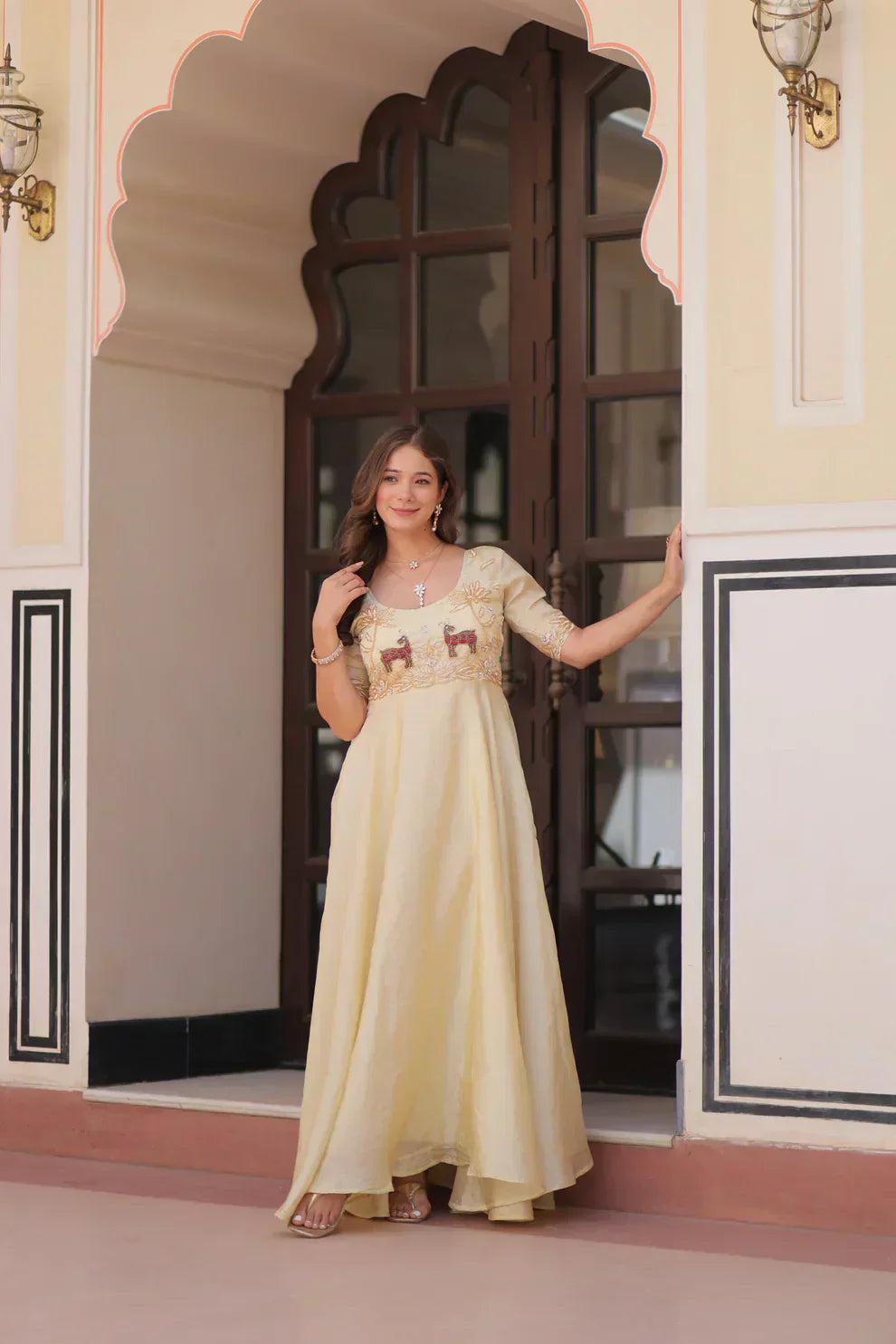 FESTIVAL SPECIAL GOLD CRUSH BEADS EMBROIDERED GOWNPFAB1177) 01