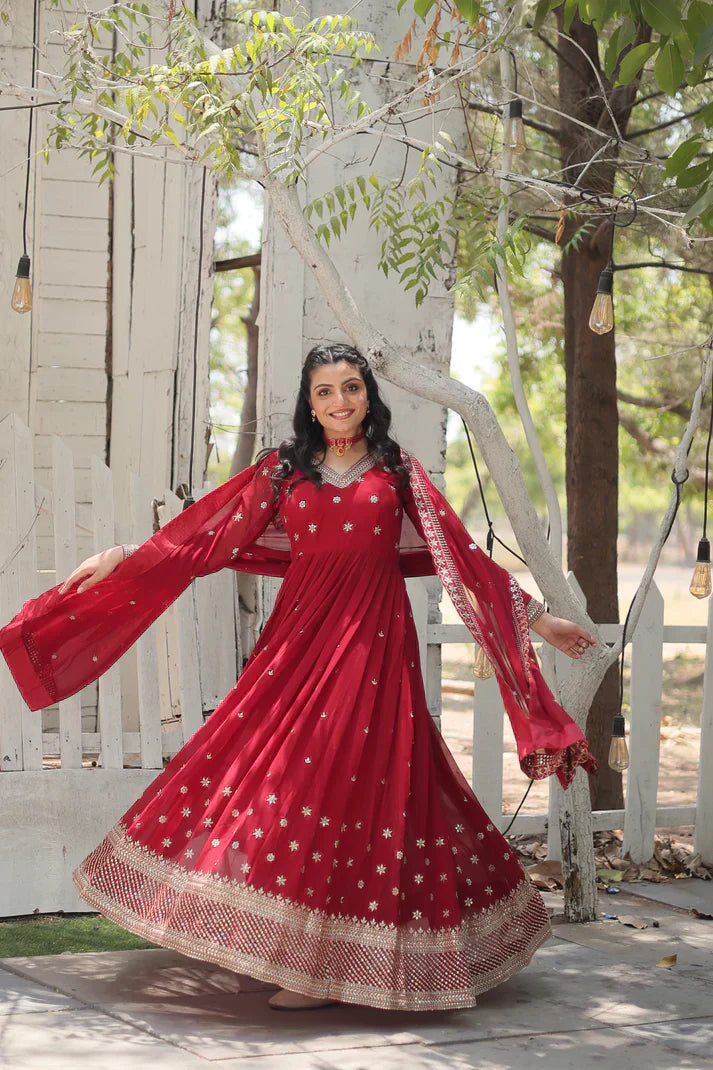 PREMIUM DESIGNER GOWN WITH DUPATTAPFAB124) (01)