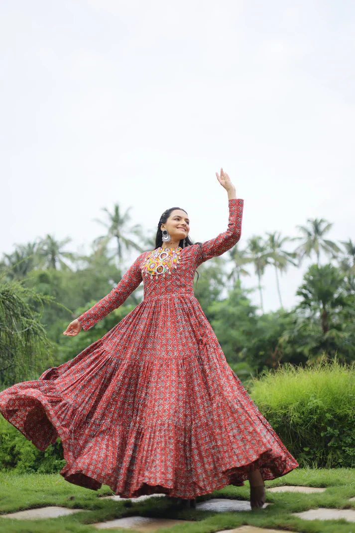 NAVRATRI SPECIAL COTTON GAMTHI PATCH WORK GOWN PFAB149) (01)