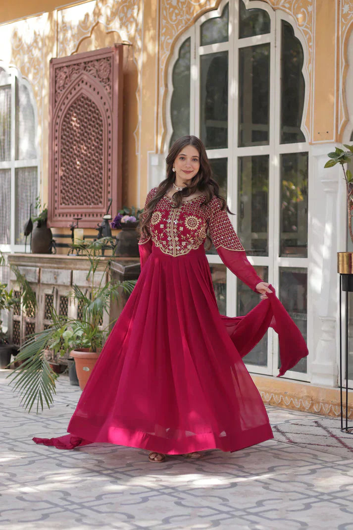 BLOOMING GEORGETTE EMBROIDERED GOWN WITH DUPATTAPFAB198)