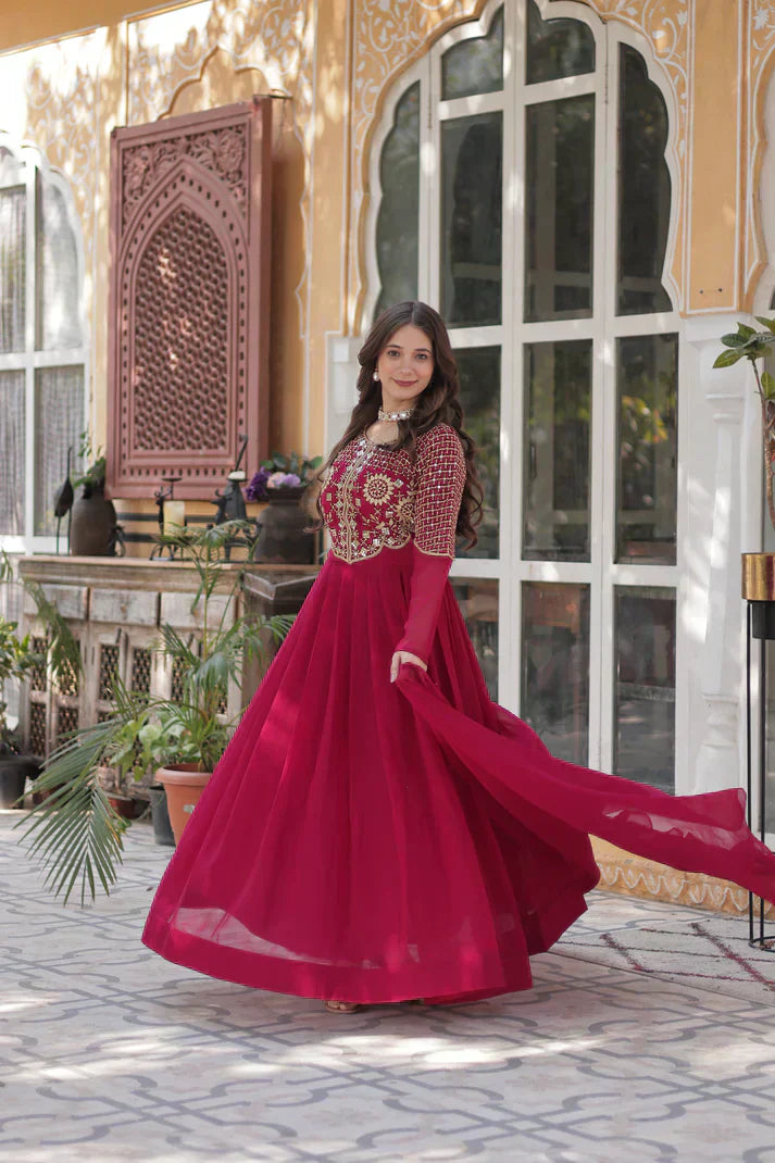 BLOOMING GEORGETTE EMBROIDERED GOWN WITH DUPATTAPFAB198)