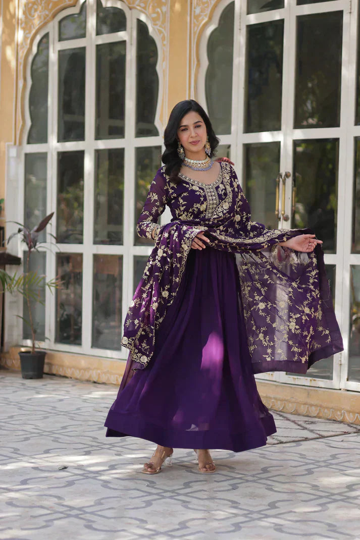 FAUX BLOOMING WITH SEQUANCE EMBROIDERED GOWN WITH DUPATTAPFAB186) (01)