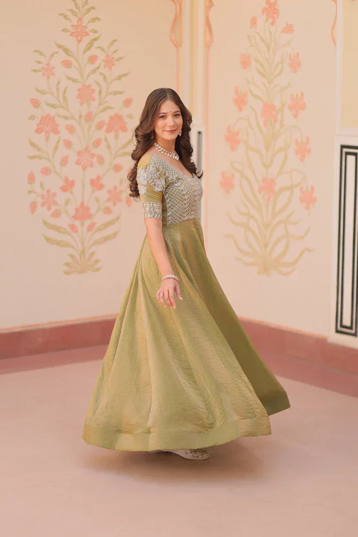 FENDY BEADS EMBROIDERED GOWNPFAB163)