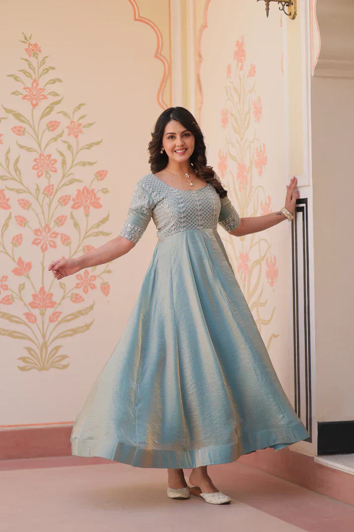 FENDY BEADS EMBROIDERED GOWNPFAB163) (01)