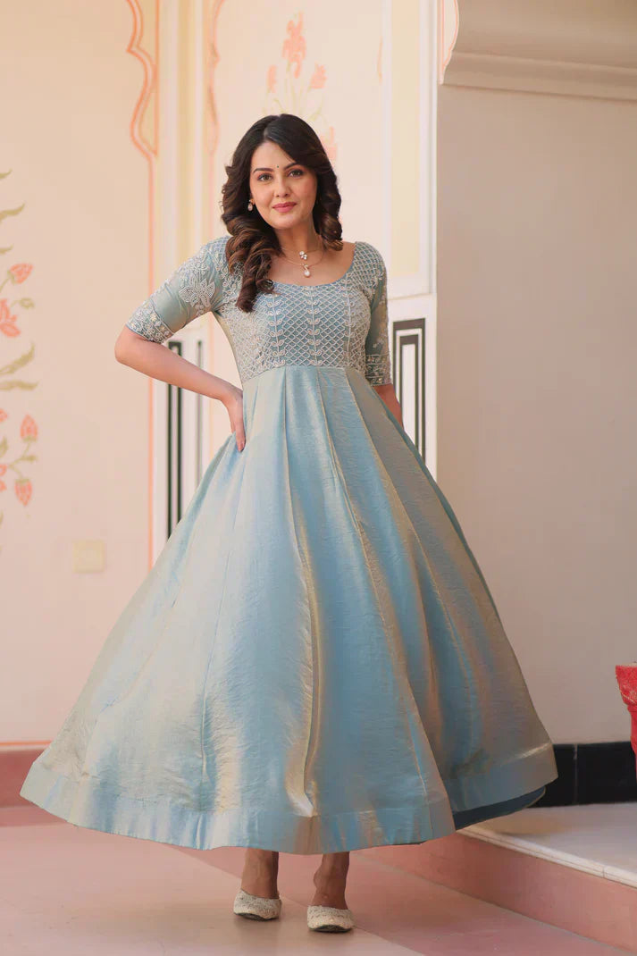 FENDY BEADS EMBROIDERED GOWNPFAB163) (01)