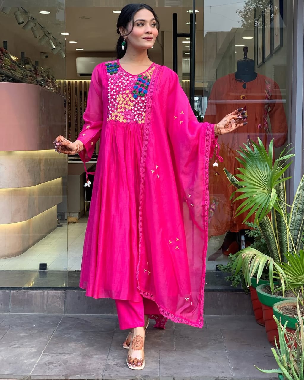 Pure Cotton60-60 super dyeing kurta with beautiful emb neck yoke  selves. cotton pant with emb full malmal dupatta. (PFAB161)