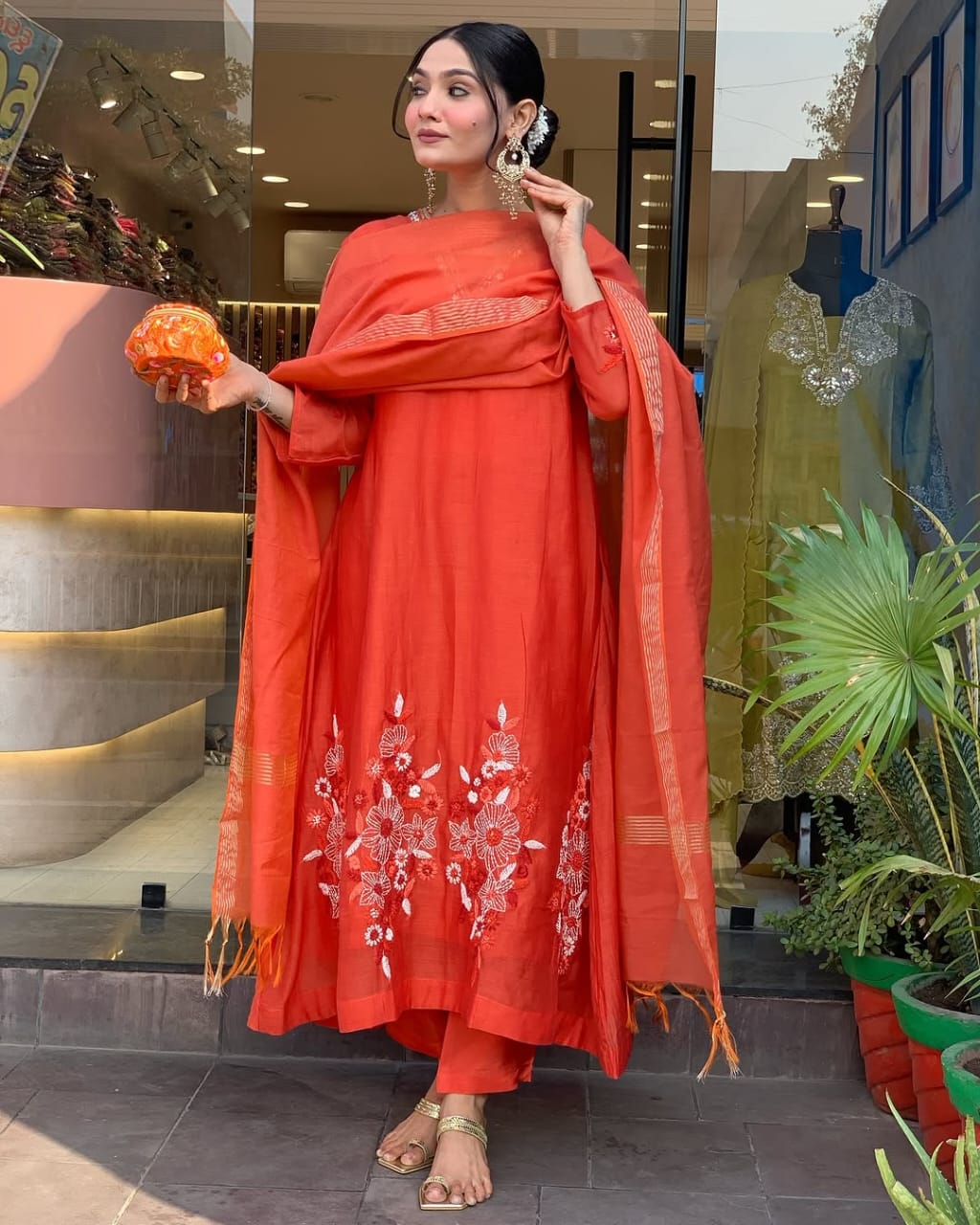 Enjoy your festival 🌞with our Very Beautiful 3ps Set . 🪡 🪡 🪡 🌸(PFAB148)