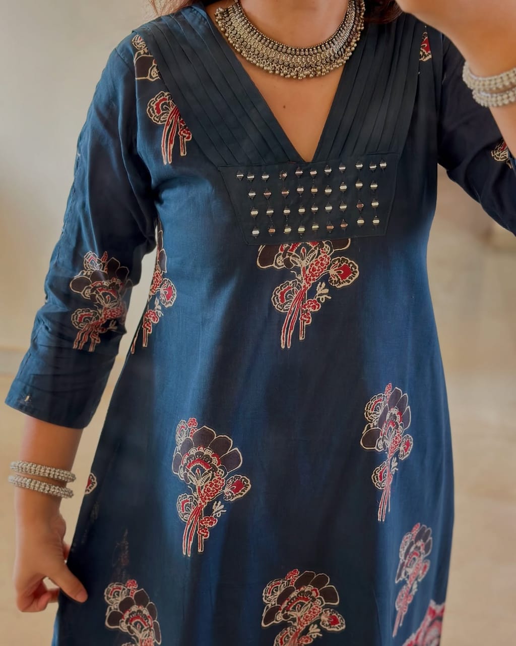 HEVAY DIMOND COTTON FABRIC NECK EMBROIDERY WORK AND PLITES ON YOKE🍃🍁💖(PFAB111) 01