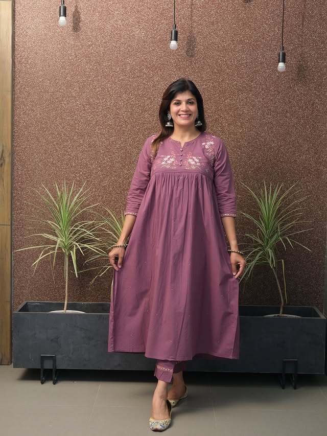 look classy and elegant with our new pure cotton collared kurta pant set(PFAB1146)