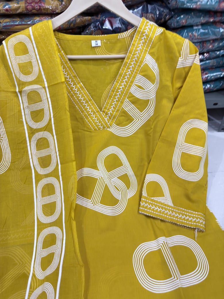 👗 Beautiful Cottan Kurtis pent with Mulmal duptta 👗(PFAB1470