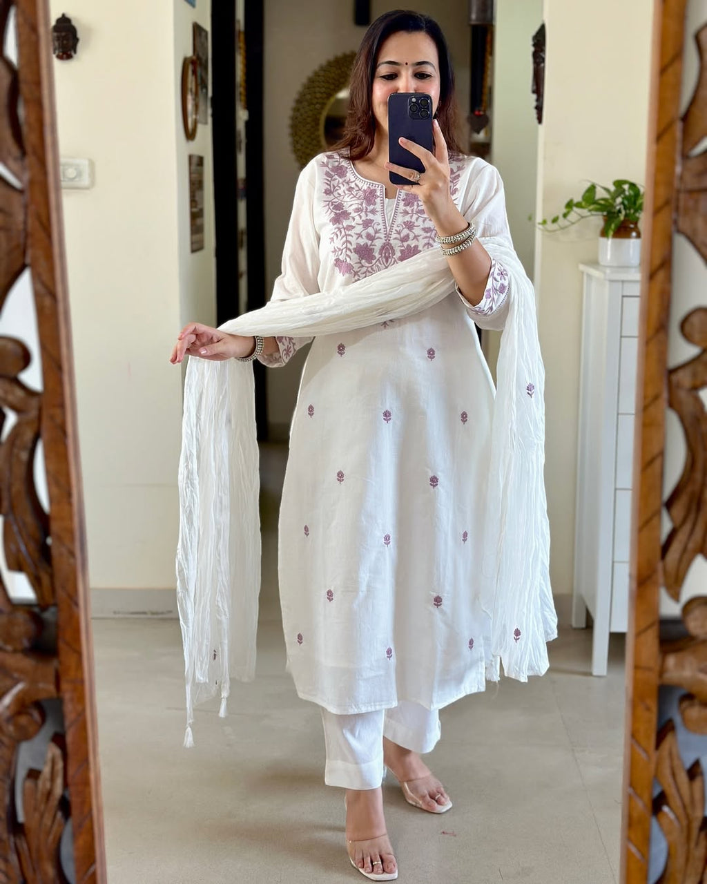 White ishq perfect for all type occasion (PFAB1485)