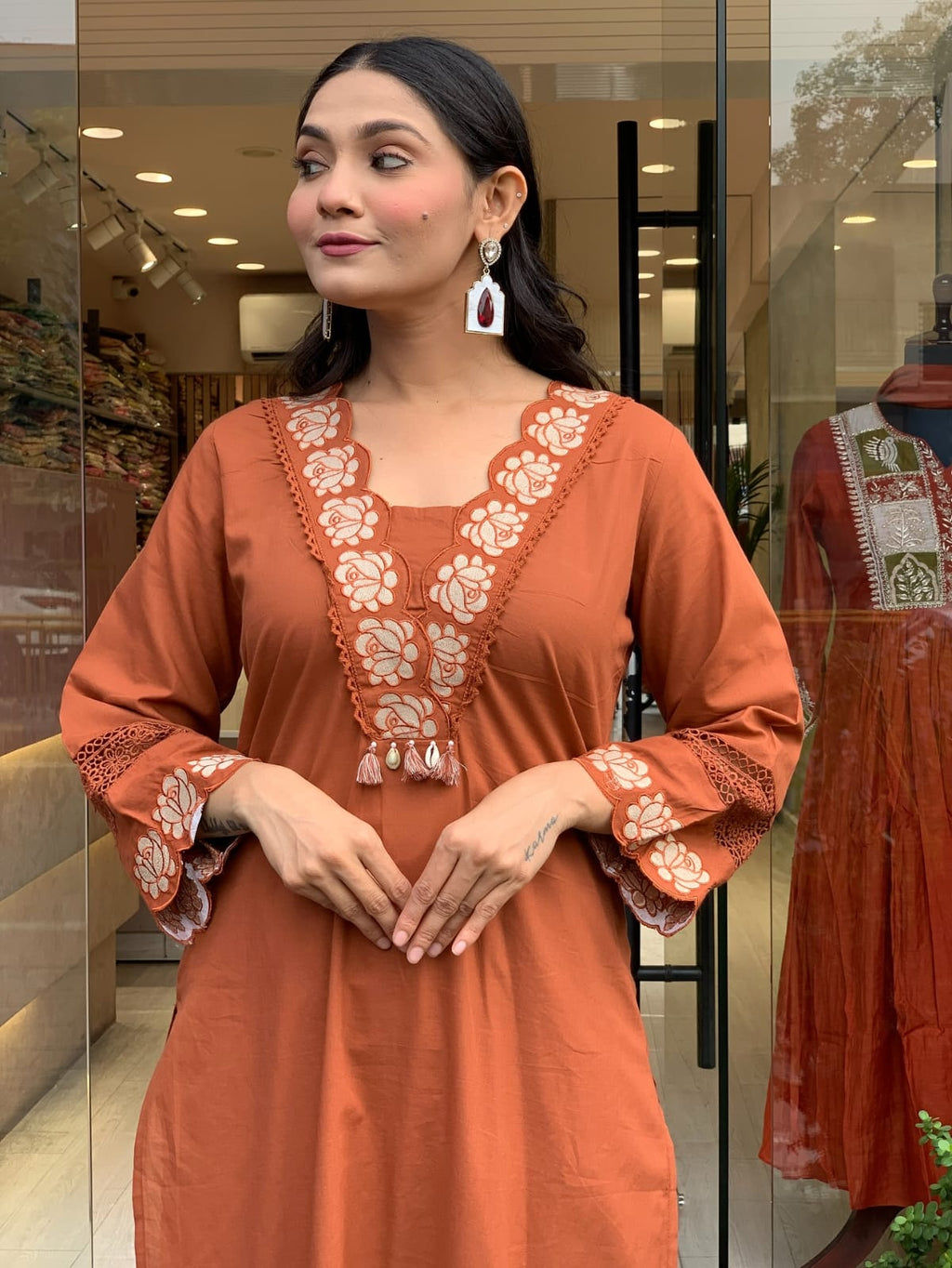 🌹🌹Pure fine Cotton fabric  Kurti with Pant with cotton 100-100 Dupatta🌹🌹 (PFAB1606)