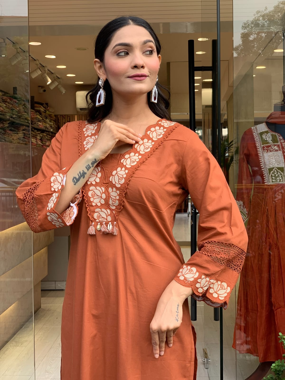 🌹🌹Pure fine Cotton fabric  Kurti with Pant with cotton 100-100 Dupatta🌹🌹 (PFAB1606)