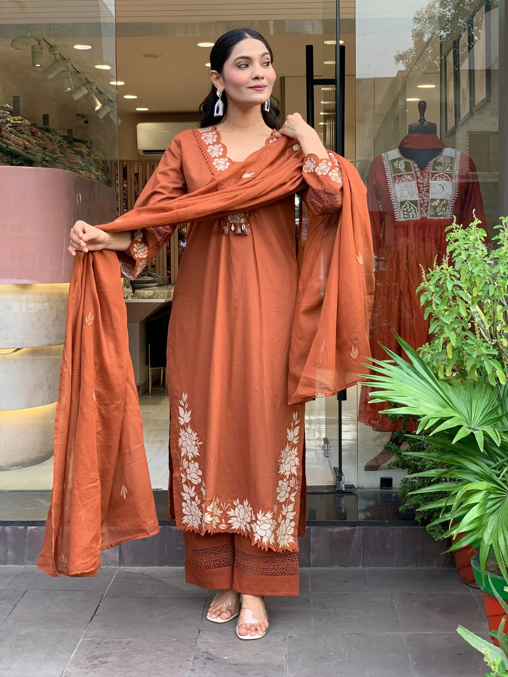 🌹🌹Pure fine Cotton fabric  Kurti with Pant with cotton 100-100 Dupatta🌹🌹 (PFAB1606)