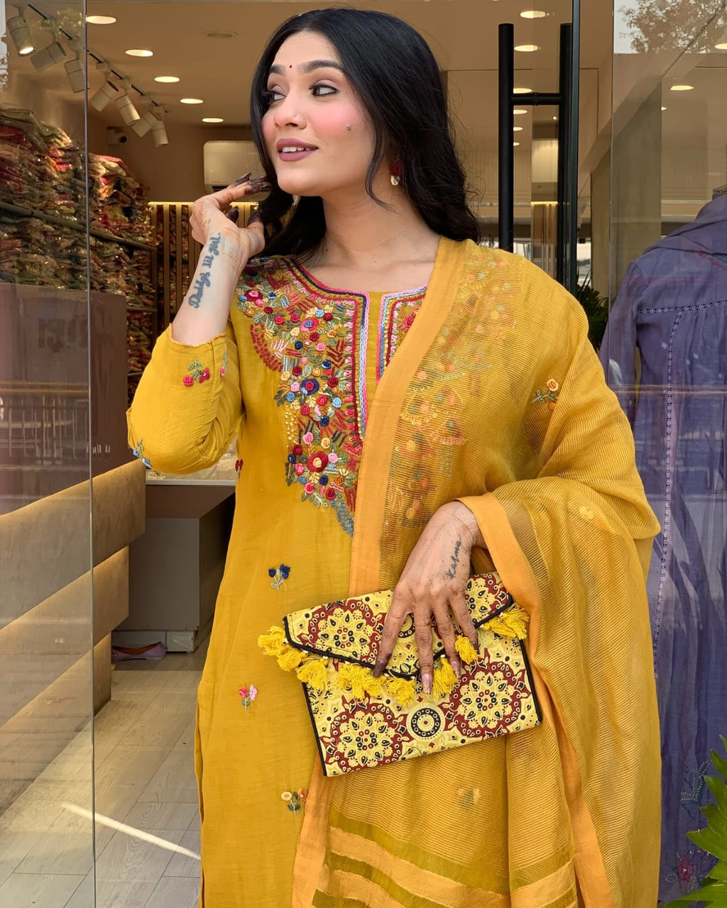 Simple yet elegant This is how we describe our latest launched dresse (PFAB11001)