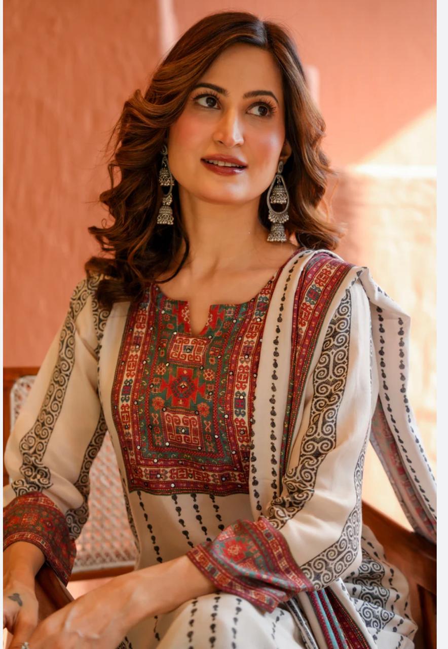 🔖 The Legacy of Mahee Jaipur Now Available At Prayosha Creation . (WAAN01)