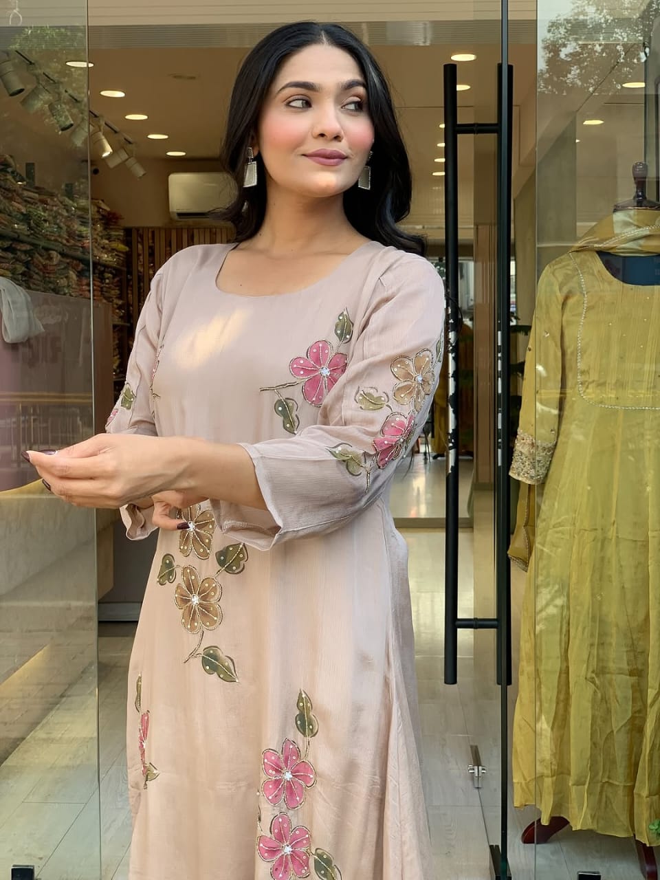 😍Presenting a New Party Wear Look Top , Pent, Duppata😍